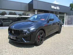 Schwarz Gebraucht 2022 Maserati Levante SUV | 65.450 € (Fairer Preis)