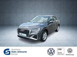 Grau Gebraucht 2025 Audi Q2 S-Line SUV | 34.490 € (Etwas zu teuer)