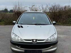 Grau Gebraucht 2004 Peugeot 206 Filou Limousine | 1.300 € (Fairer Preis)