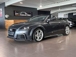Grau Gebraucht 2011 Audi TT Roadster Sport Cabrio | 37.990 €