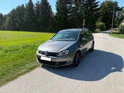 Grau Gebraucht 2011 VW Golf VI Trendline Kombi | 5.800 € (Etwas zu teuer)