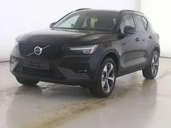 Schwarz Gebraucht 2024 Volvo XC40 Plus SUV | 37.450 € (Fairer Preis)