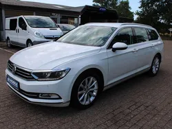 Weiß Gebraucht 2015 VW Passat Highline Kombi | 11.999 € (Etwas zu teuer)