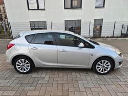 Silber Gebraucht 2012 Opel Astra Limousine | 4.400 € (Fairer Preis)