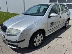 Silber Gebraucht 2005 Skoda Fabia Sport Limousine | 1.490 € (Fairer Preis)