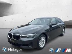 Grau Gebraucht 2022 BMW 520 Limousine | 31.400 € (Superpreis)