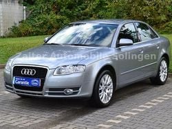 Grau Gebraucht 2007 Audi A4 Business Limousine | 5.490 € (Fairer Preis)