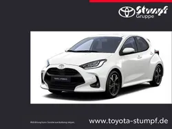 Weiß Neu 2025 Toyota Yaris Hybrid Comfort Limousine | 28.190 € (Etwas zu teuer)