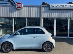 Colore esterno (himmel blau) Gebraucht 2022 Fiat 500e Icon Cabrio | 19.290 € (Guter Preis)