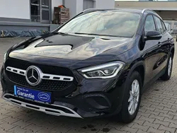 Nachtschwarz unilack Gebraucht 2021 Mercedes GLA220 SUV | 29.989 € (Guter Preis)