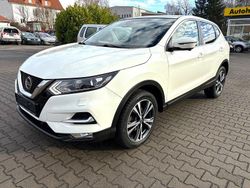 Weiß Gebraucht 2018 Nissan Qashqai 360º SUV | 15.800 € (Fairer Preis)