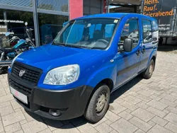Blau Gebraucht 2011 Fiat Doblò Van / Kleinbus | 3.890 € (Etwas zu teuer)