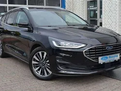 Obsidianschwarz Gebraucht 2023 Ford Focus Titanium X Kombi | 23.975 € (Fairer Preis)