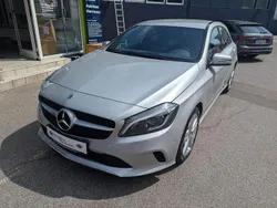 Silber Gebraucht 2017 Mercedes A180 Limousine | 16.990 € (Fairer Preis)