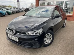 Schwarz Neu 2024 VW Polo Basis Limousine | 19.799 € (Guter Preis)