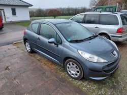 Gebraucht 2005 Peugeot 207 Coupé | 2.200 €