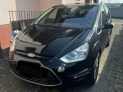 Schwarz Gebraucht 2011 Ford S-MAX Van / Kleinbus | 8.900 €