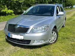 Silber Gebraucht 2009 Skoda Octavia Kombi | 3.450 € (Etwas zu teuer)