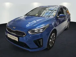 (b3l) blue flame met. Gebraucht 2021 Kia Ceed Sportswagon Vision Kombi | 20.490 € (Etwas zu teuer)