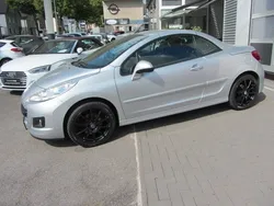 Grau Gebraucht 2013 Peugeot 207 CC Allure Cabrio | 6.990 € (Etwas zu teuer)