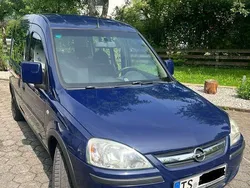 Blau Gebraucht 2009 Opel Combo Life Limousine | 3.900 € (Superpreis)