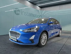 Blau Gebraucht 2021 Ford Focus Titanium Kombi | 20.249 € (Etwas zu teuer)
