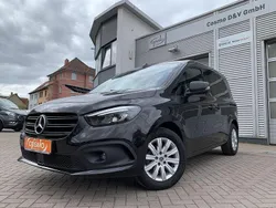 Schwarz Gebraucht 2022 Mercedes Citan 113 Kombi | 22.940 € (Fairer Preis)