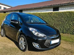 Schwarz Gebraucht 2015 Hyundai ix20 Style Van / Kleinbus | 5.555 €