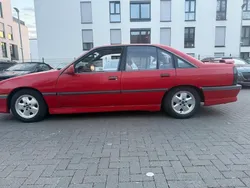 Rot Gebraucht 1987 Opel Omega Limousine | 5.250 €