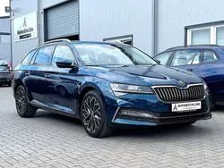 Lavablau metallic Gebraucht 2022 Skoda Superb LAURIN & KLEMENT Kombi | 24.850 € (Superpreis)