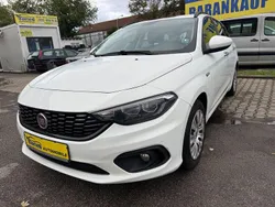 Gebraucht 2017 Fiat Tipo Easy Limousine | 4.490 € (Teuer)