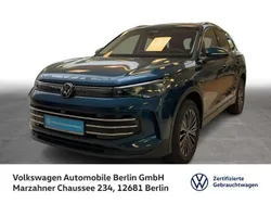 Nightshade blue metallic Gebraucht 2024 VW Tiguan Elegance SUV | 44.229 € (Fairer Preis)