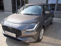 Mineral gray Neu 2025 Suzuki Swift Club Limousine | 21.470 €