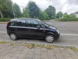Schwarz Gebraucht 2005 Opel Meriva Van / Kleinbus | 3.200 €