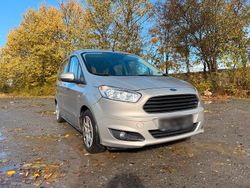 Grau Gebraucht 2014 Ford Tourneo Courier Van / Kleinbus | 5.900 €