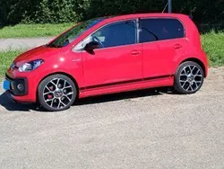 Rot Gebraucht 2022 VW up! GTI Kleinwagen | 18.000 € (Etwas zu teuer)
