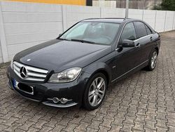 Schwarz Gebraucht 2012 Mercedes C200 Avantgarde Limousine | 9.100 € (Fairer Preis)