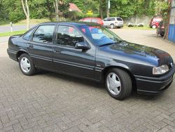 Grau Gebraucht 1995 Opel Vectra Limousine | 2.900 €
