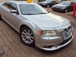 Silber Gebraucht 2013 Lancia Thema Limousine | 13.950 €