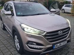 Beige Gebraucht 2018 Hyundai Tucson Premium SUV | 15.490 € (Guter Preis)