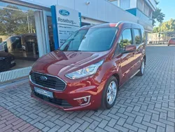 Rot Gebraucht 2019 Ford Tourneo Connect Titanium Van / Kleinbus | 22.490 € (Fairer Preis)