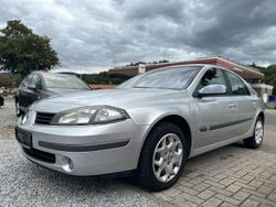 Grau Gebraucht 2005 Renault Laguna II Limousine | 1.999 € (Guter Preis)