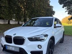 Weiß Gebraucht 2016 BMW X1 Sport Line SUV | 15.100 € (Etwas zu teuer)