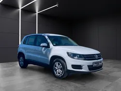 Weiß Gebraucht 2015 VW Tiguan Trendline SUV | 10.990 € (Guter Preis)