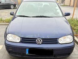 Blau Gebraucht 1999 VW Golf IV Limousine | 750 € (Guter Preis)