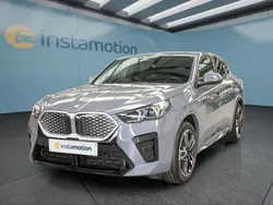 Grau Neu 2025 BMW iX2 SUV | 49.449 € (Fairer Preis)