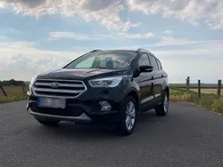 Schwarz Gebraucht 2018 Ford Kuga Titanium SUV | 11.000 € (Fairer Preis)