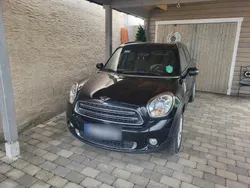 Schwarz Gebraucht 2014 Mini One D Countryman SUV | 10.500 €