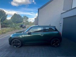 Grün Gebraucht 2016 Mini One D Kleinwagen | 8.250 € (Fairer Preis)