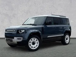 Tasman blue Gebraucht 2025 Land Rover Defender S SUV | 67.900 €